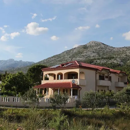 With A Parking Space Starigrad, Paklenica - 6595 *