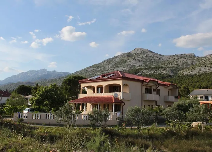 With A Parking Space Starigrad, Paklenica - 6595 *