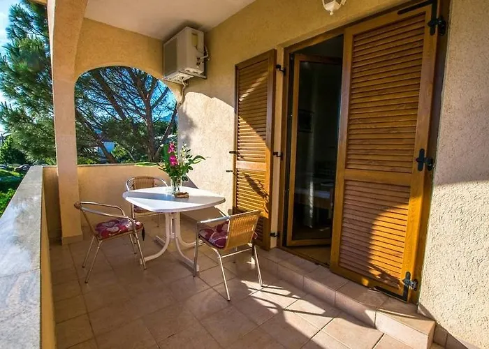 With A Parking Space Starigrad, Paklenica - 6595 Apartman *