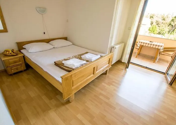 With A Parking Space Starigrad, Paklenica - 6595