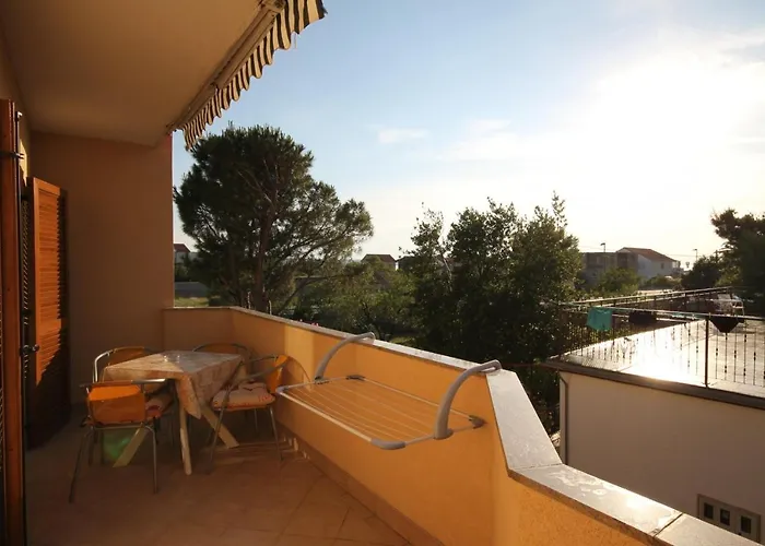 With A Parking Space Starigrad, Paklenica - 6595 Apartman *