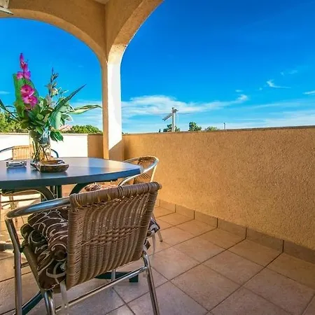 With A Parking Space Starigrad, Paklenica - 6595